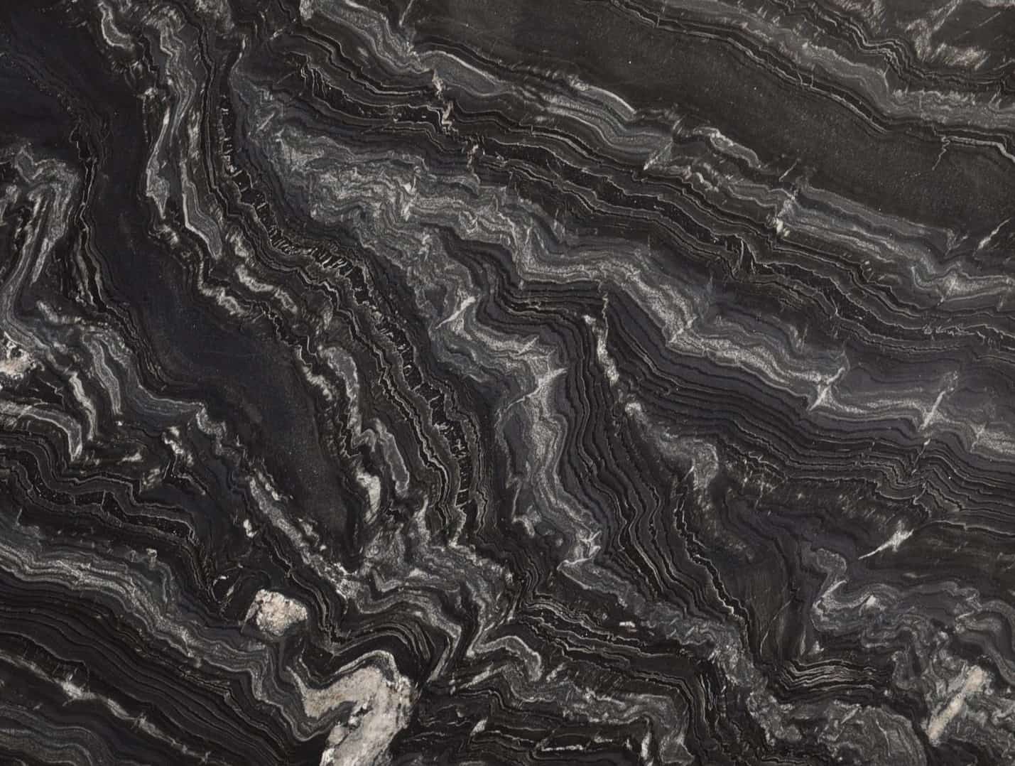 Agatha Black slab at Aracruz RE