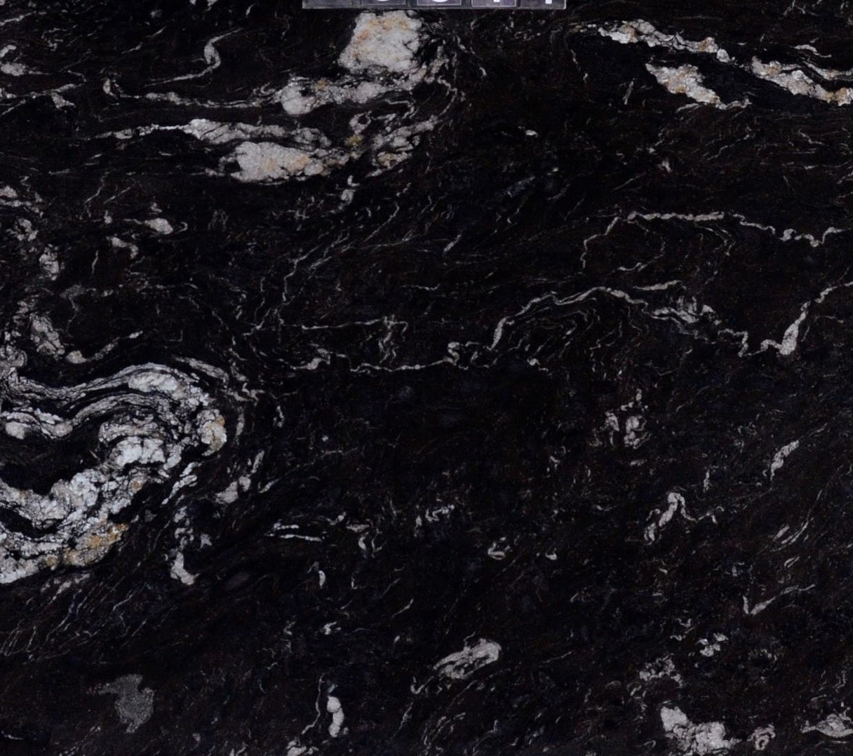 Titanium 3cm · Polished slab, full view