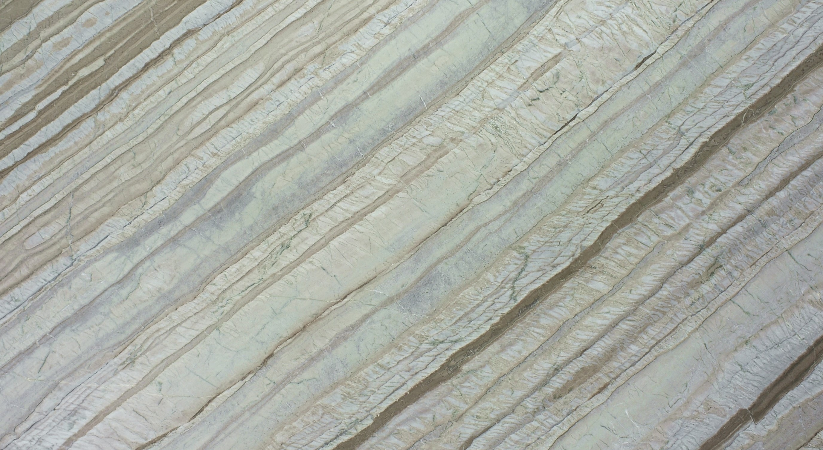 Corteccia 2cm · Polished slab, full view