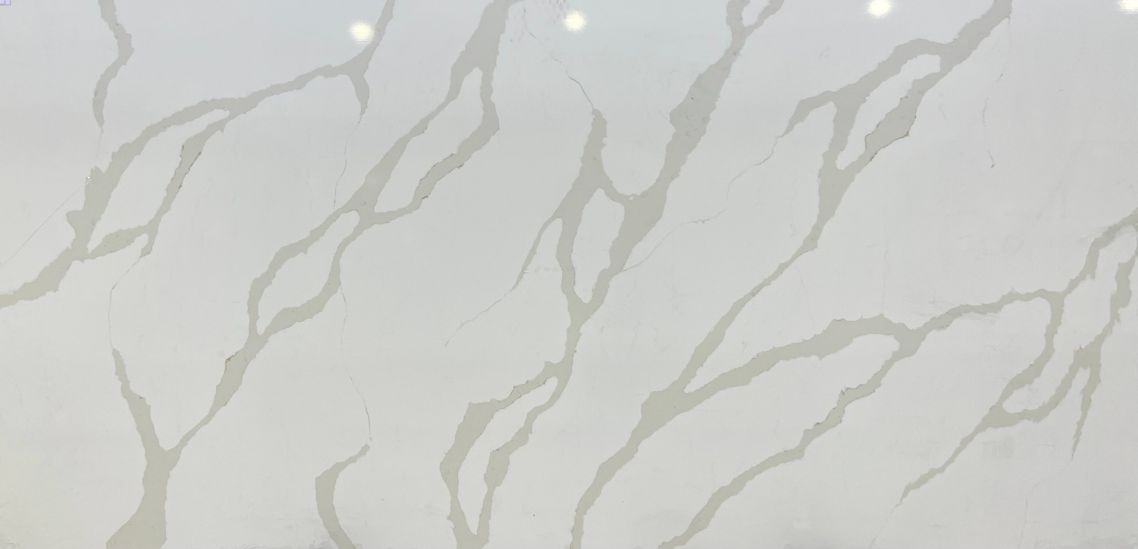 AcarAStone Calacatta Dourado 3cm · Polished · 127" × 63" slab, full view