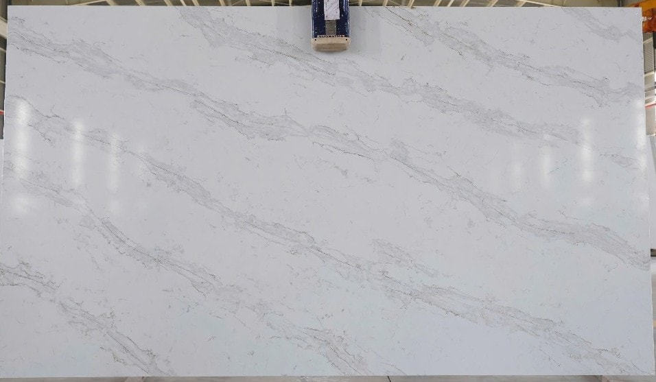 AcarAStone Calacatta Liguria 2cm · Polished · 136" × 77" slab, full view