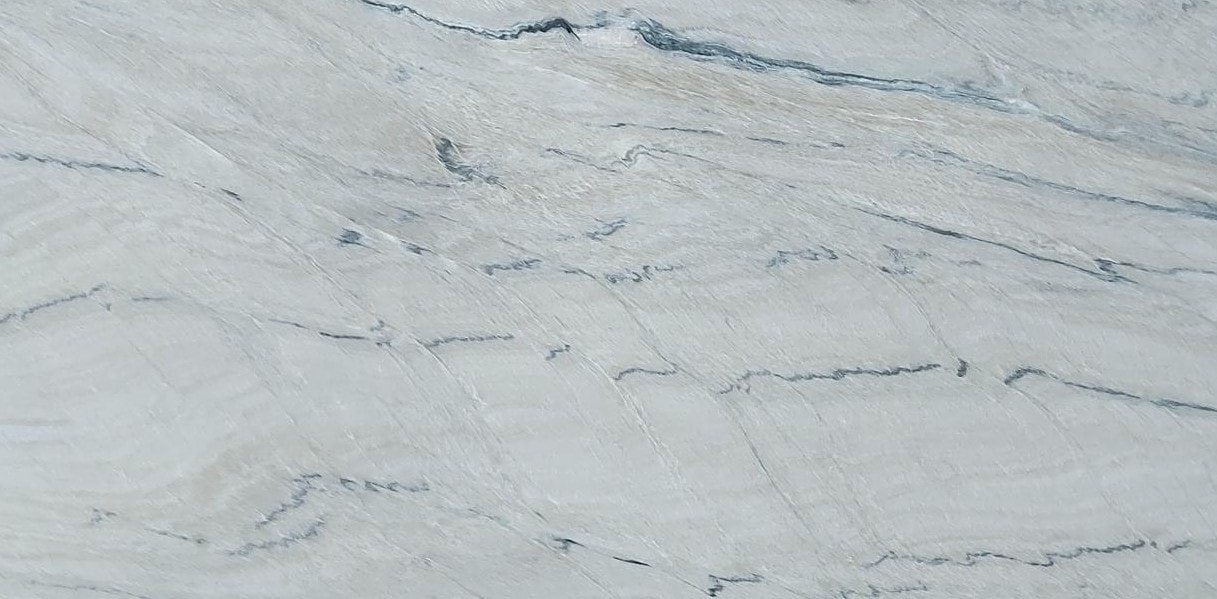 Bologna Quartzite 2cm · Polished slab, full view