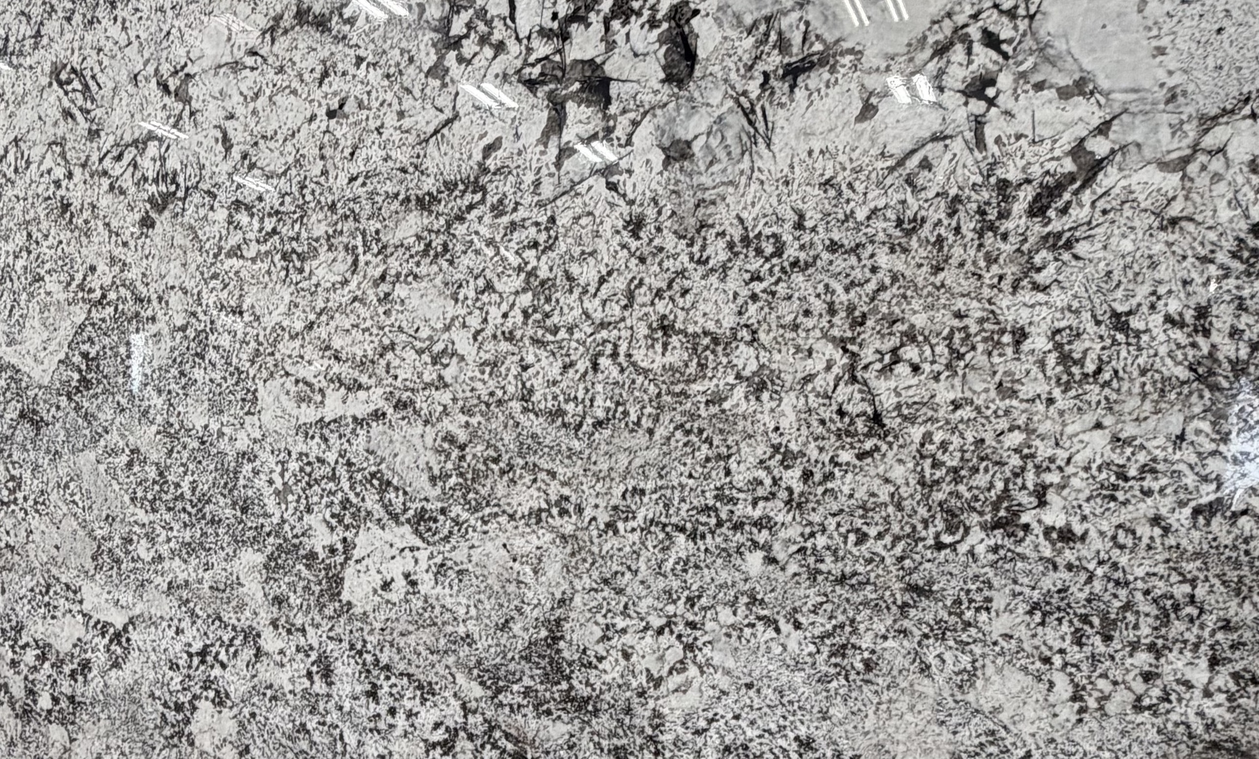 Bianco Typhoon 2cm · Polished slab, full view