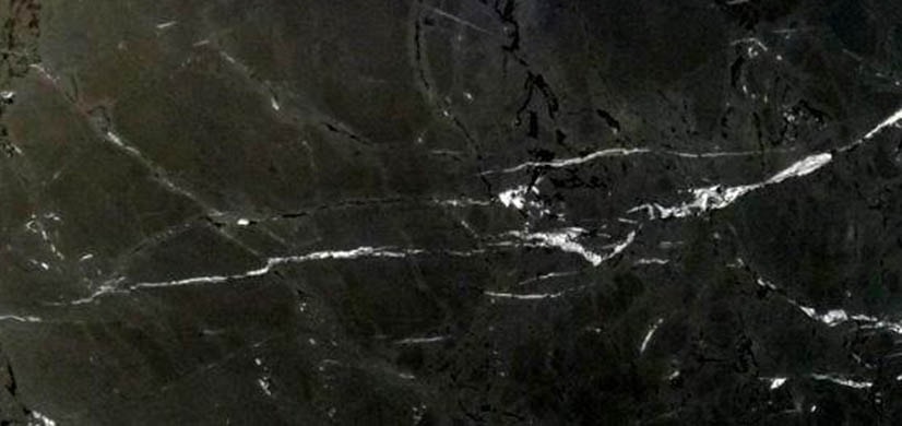 Obsidian 3cm · Polished slab, full view