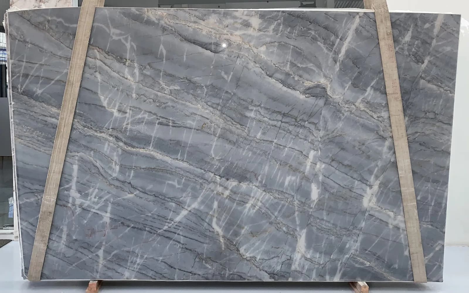 Essenza Blue quartzite slab from the January 2022 arrivals