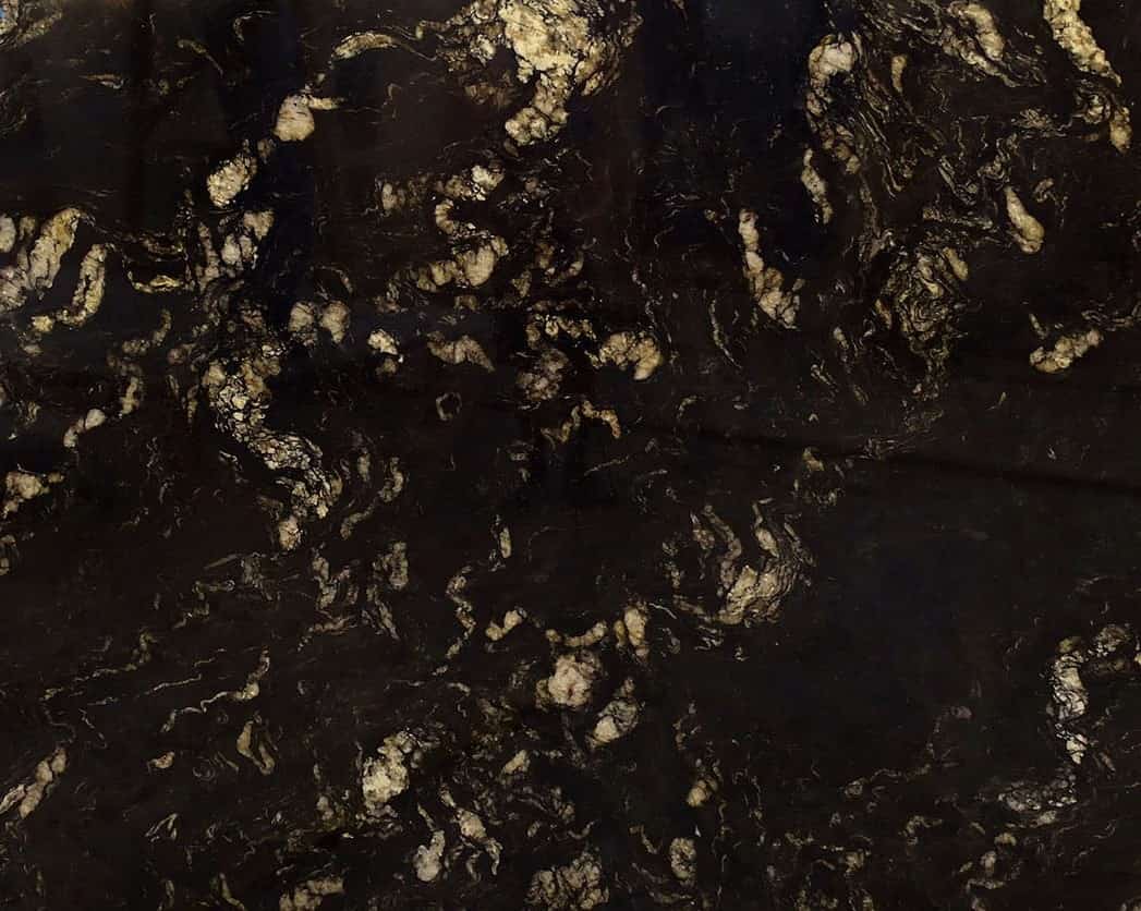 Titanium Gold slab at Aracruz RE
