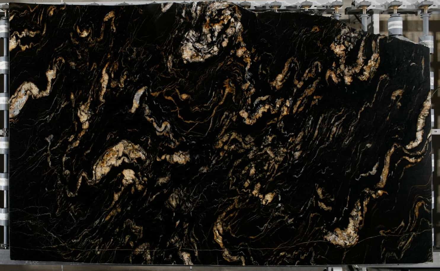Titanium Gold Leathered slab at Aracruz RE