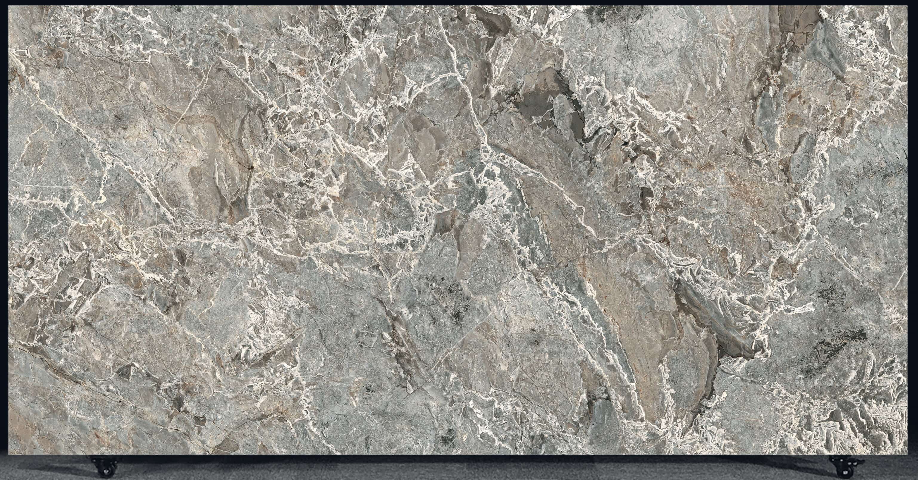 FLORIM Aubisque Silk slab at Aracruz RE